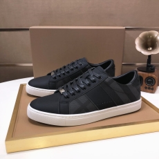 Burberry Low Shoes